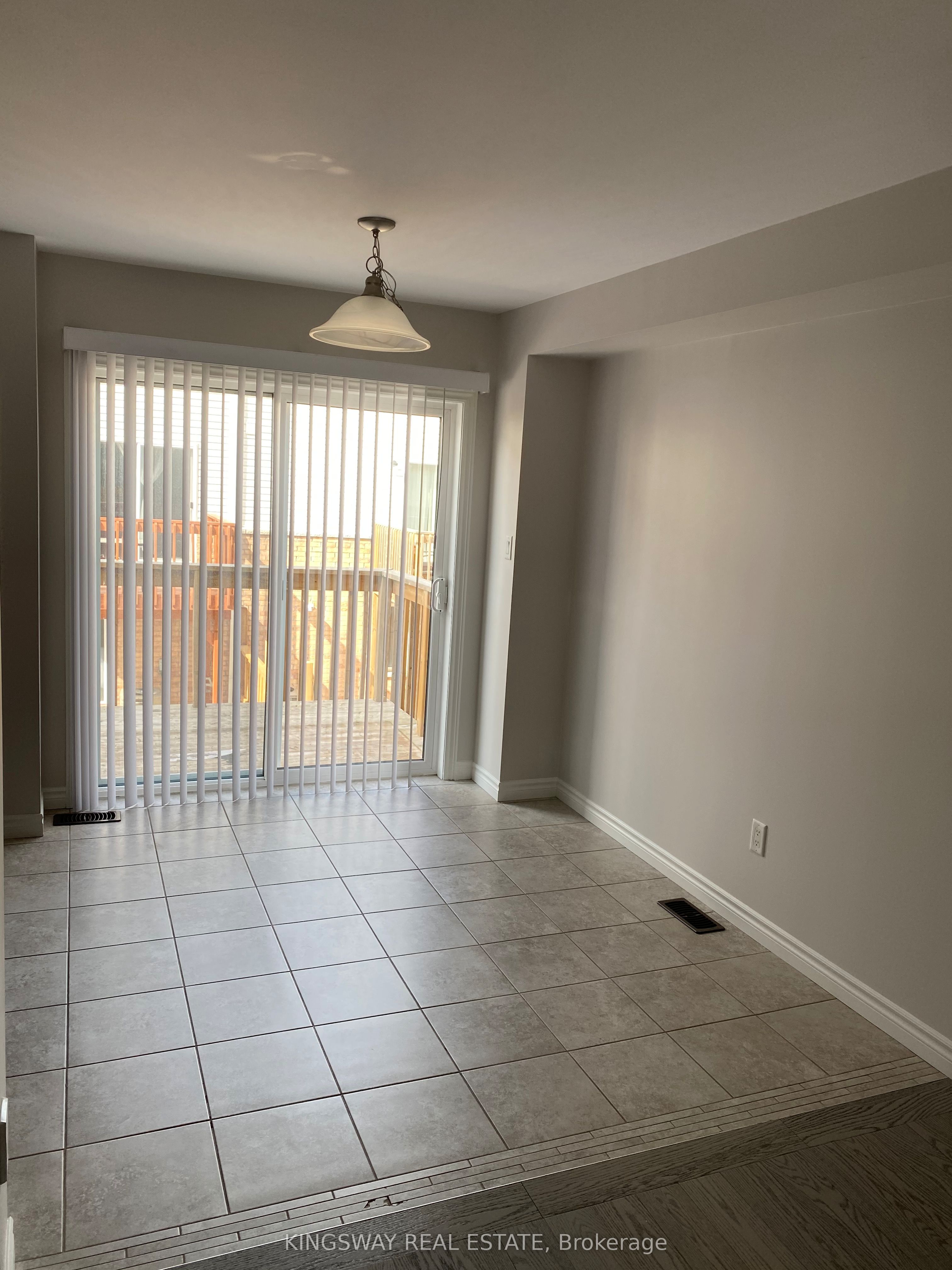 16 Kenridge Terrace
