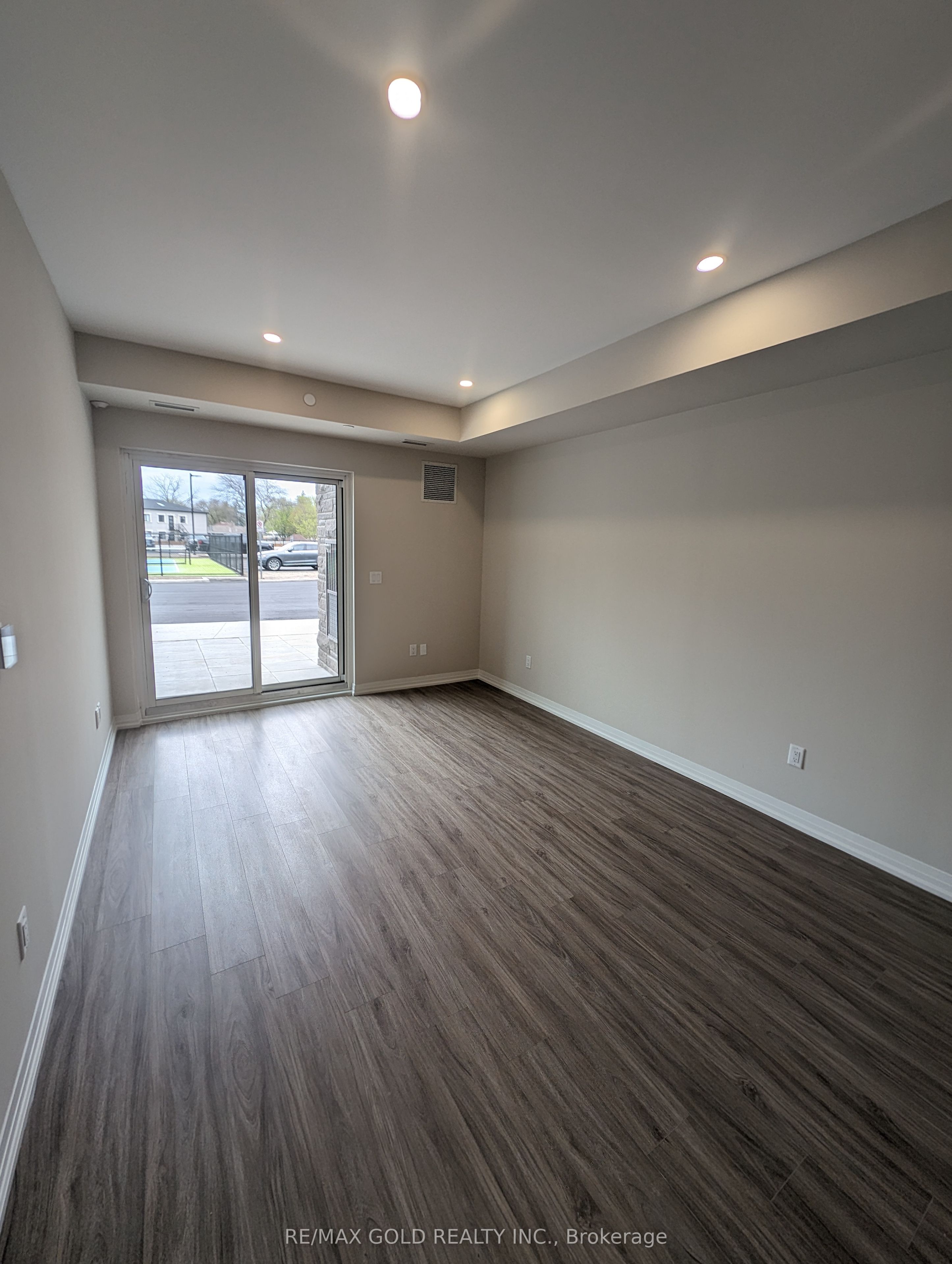 50 Herrick Avenue #105