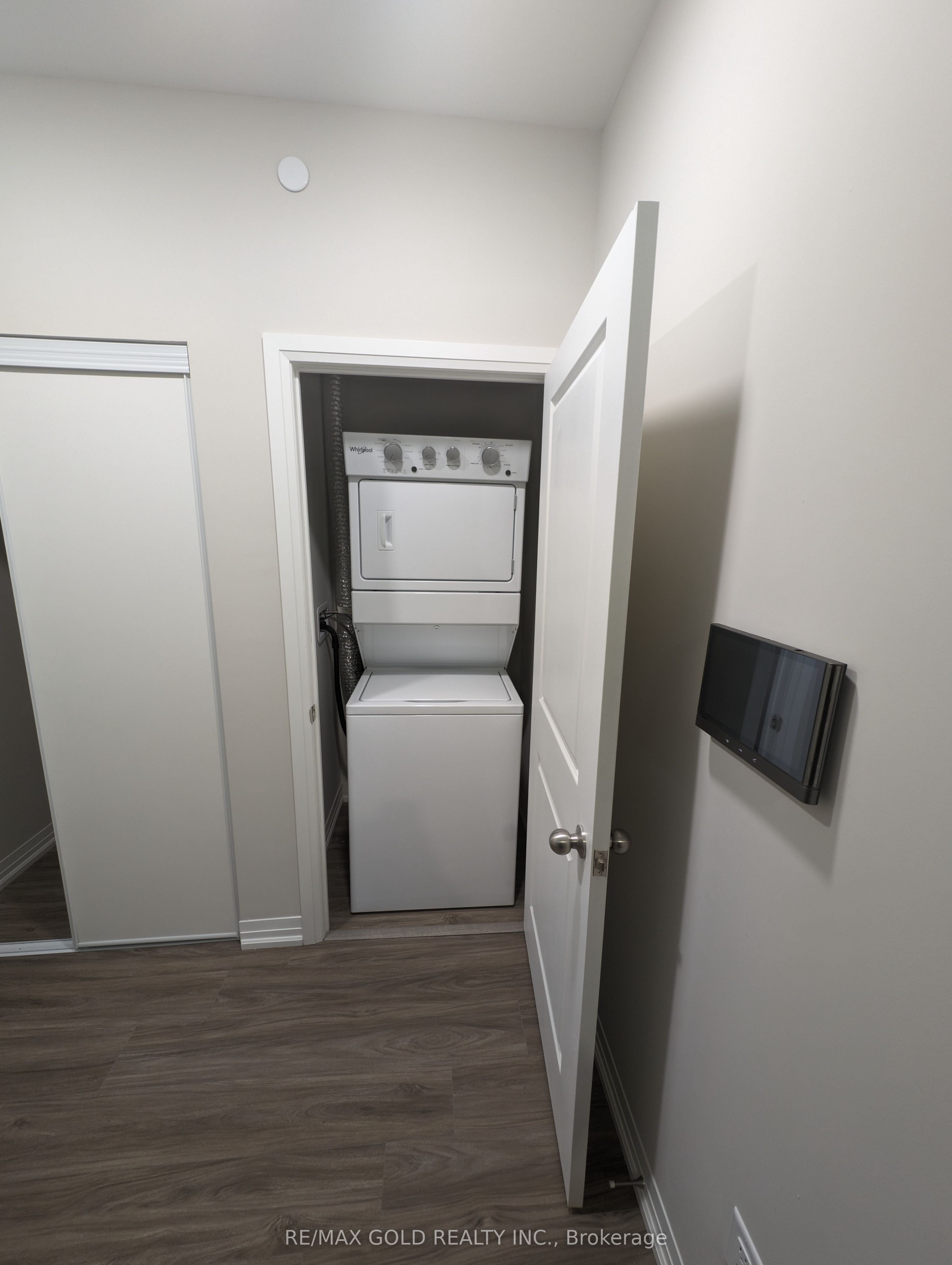 50 Herrick Avenue #105