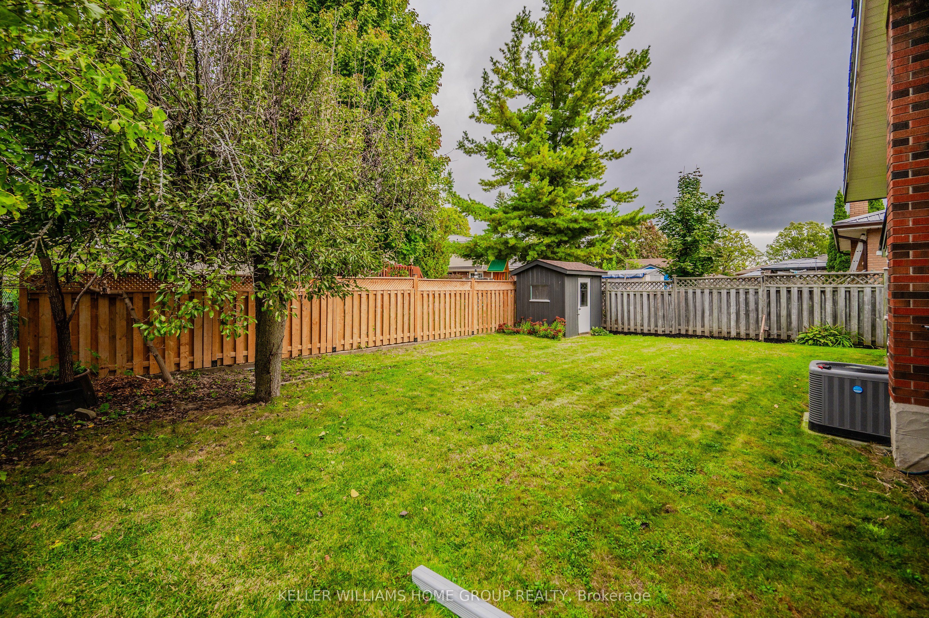 10 Greenwood Avenue