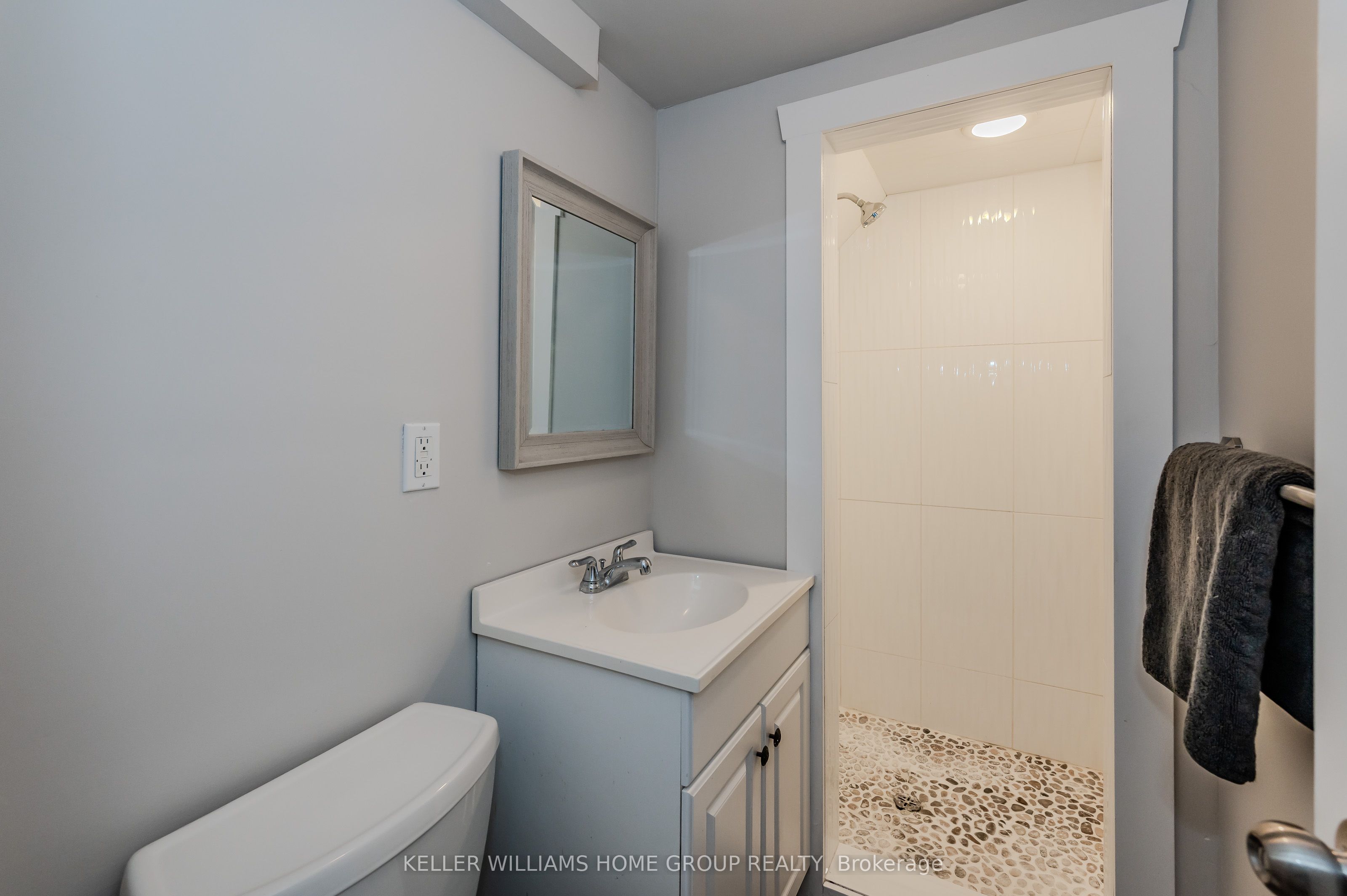 10 Greenwood Avenue