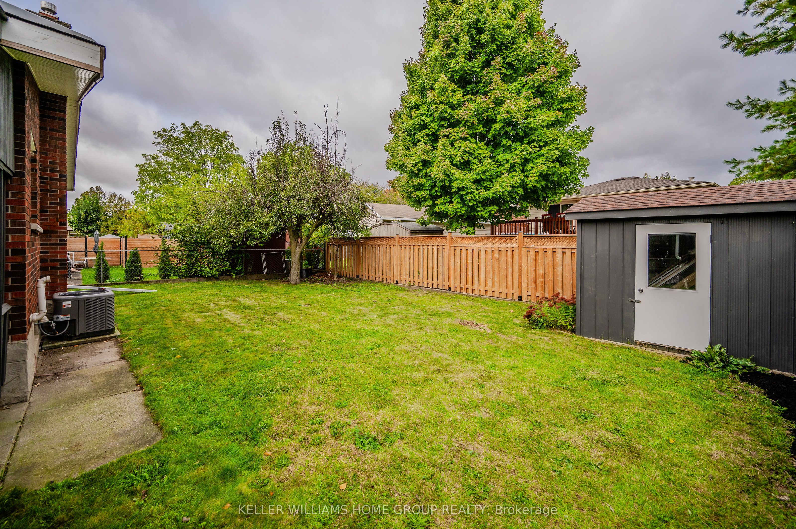 10 Greenwood Avenue