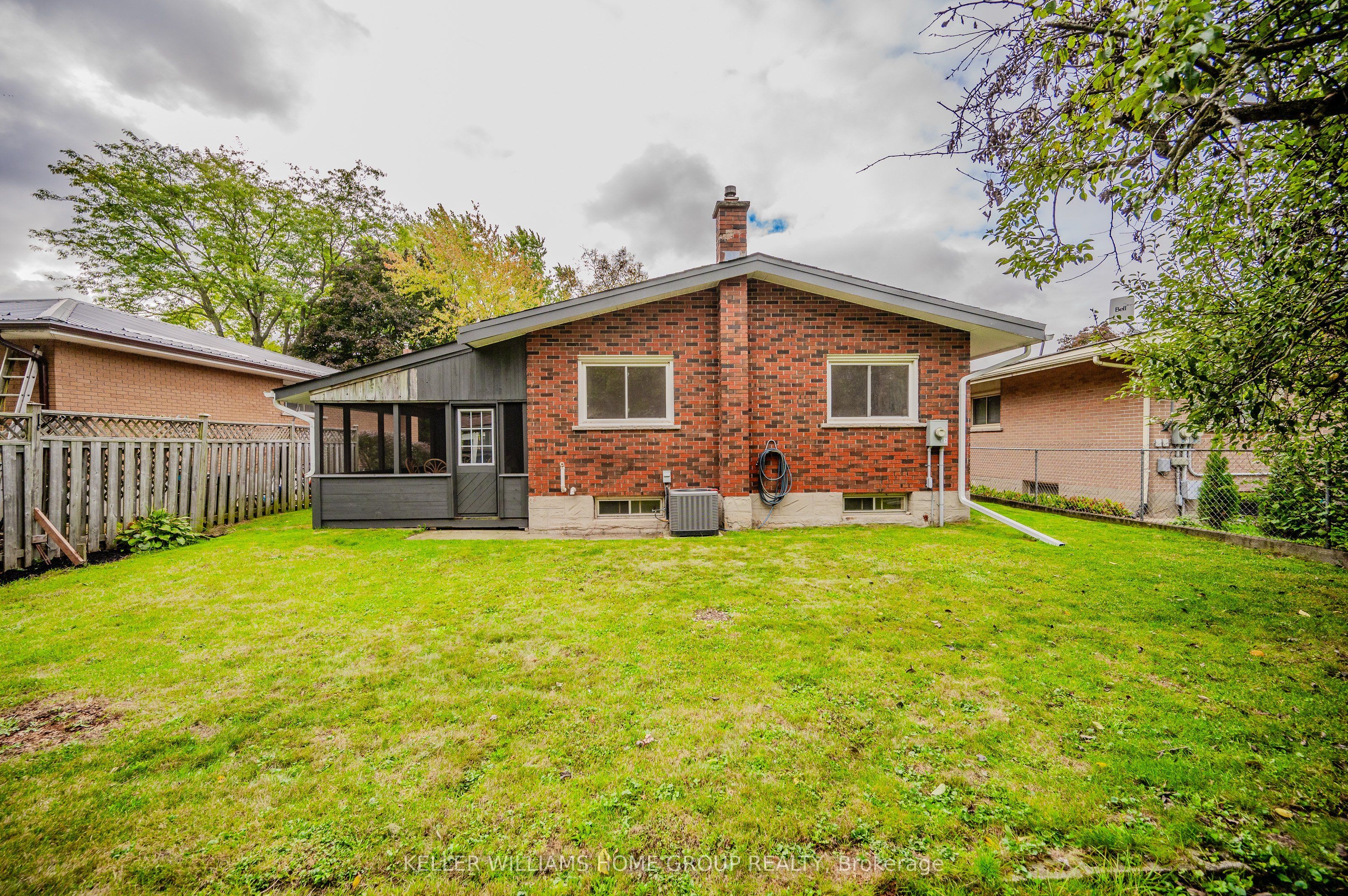 10 Greenwood Avenue