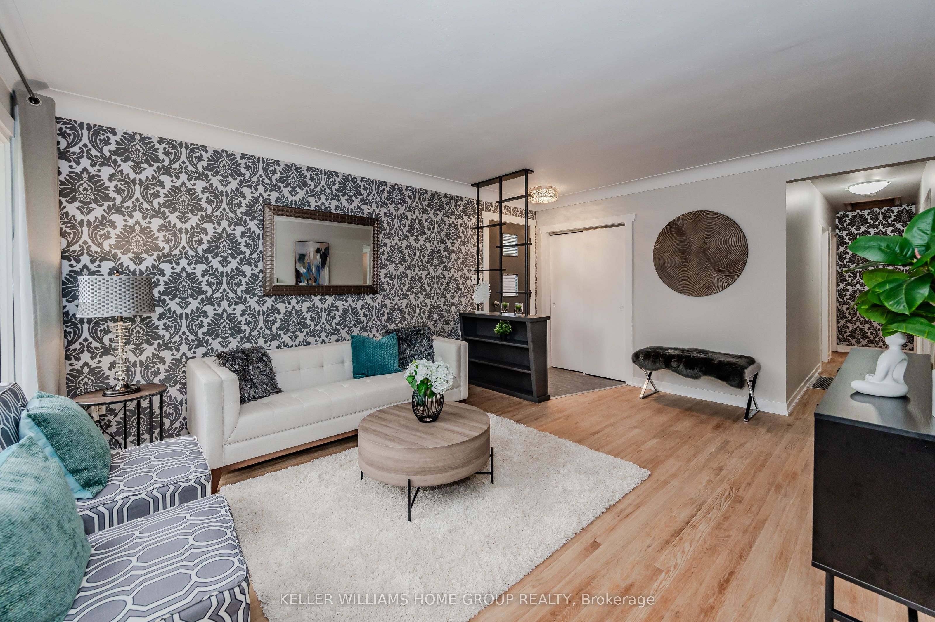 10 Greenwood Avenue