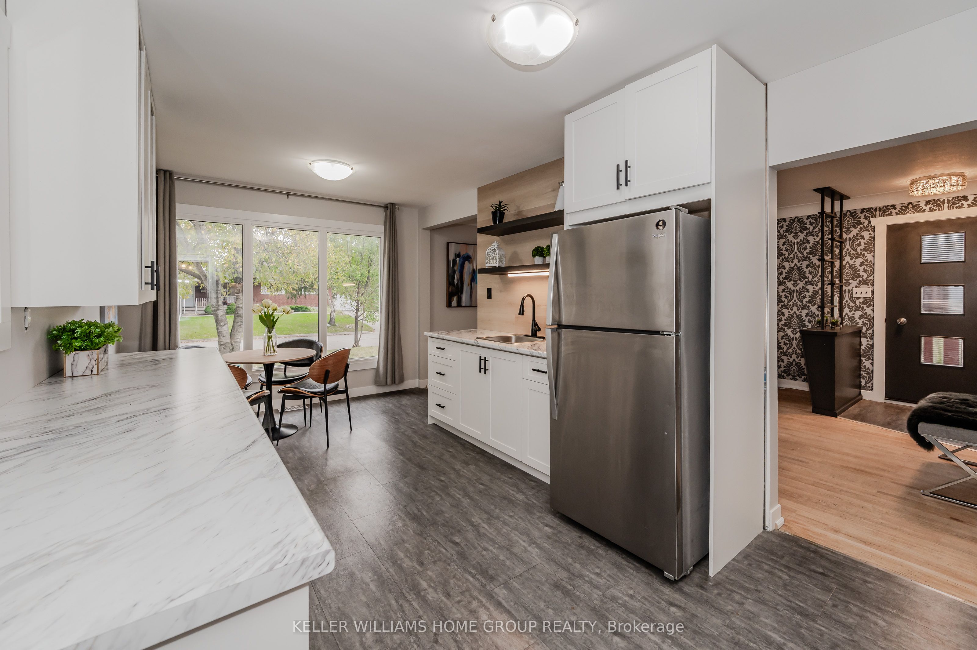 10 Greenwood Avenue