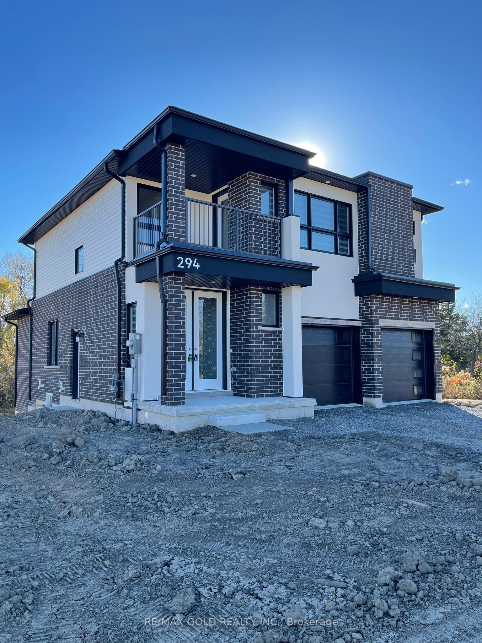 294 Wellandvale Drive