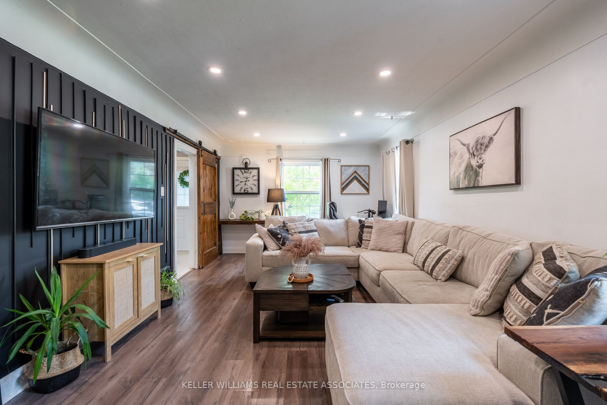 338 Parkside Drive
