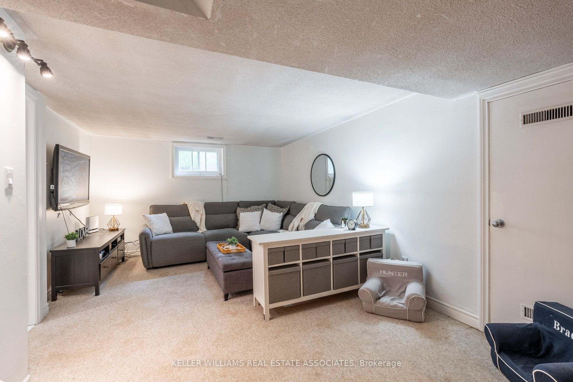 338 Parkside Drive