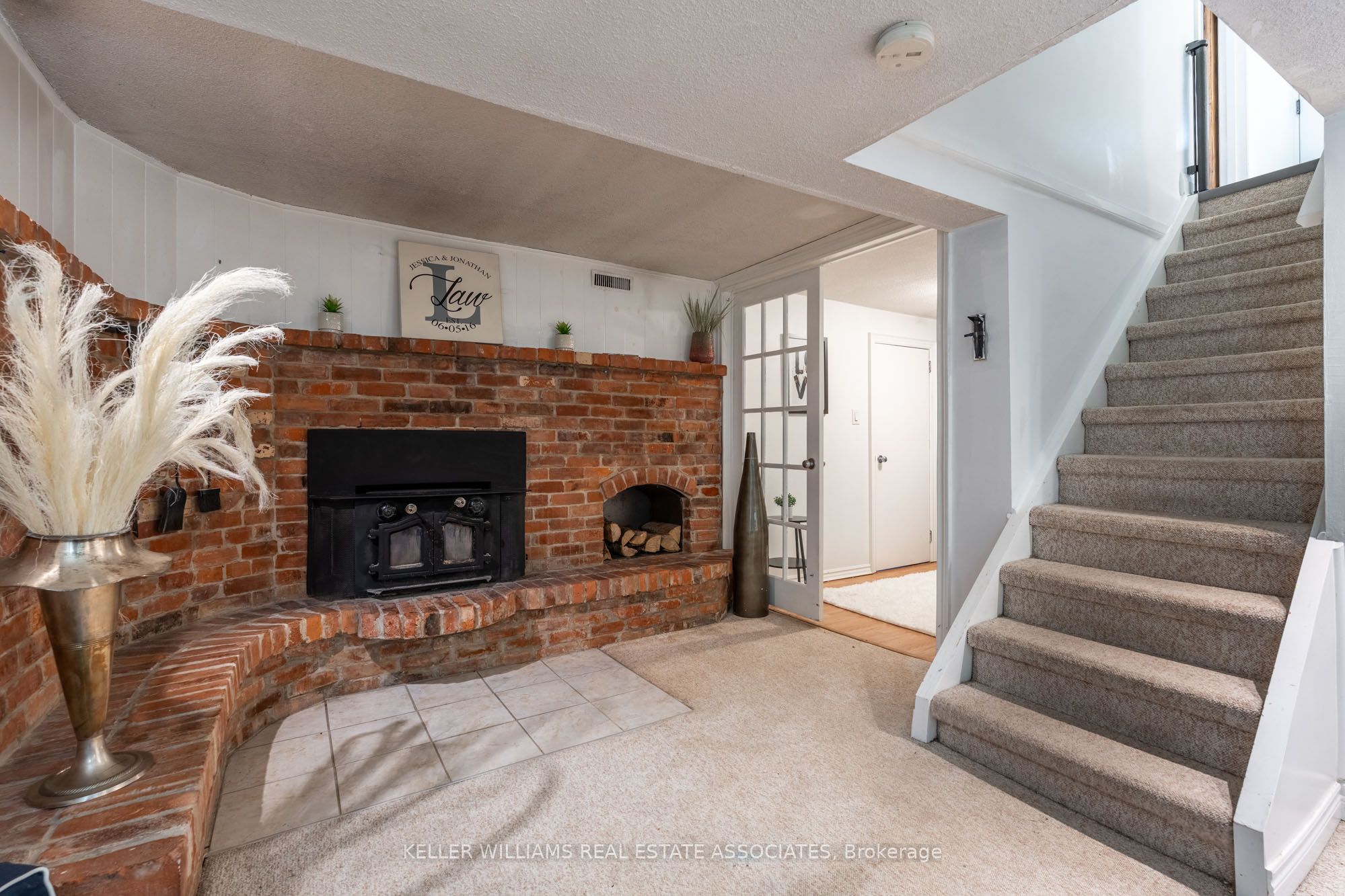 338 Parkside Drive