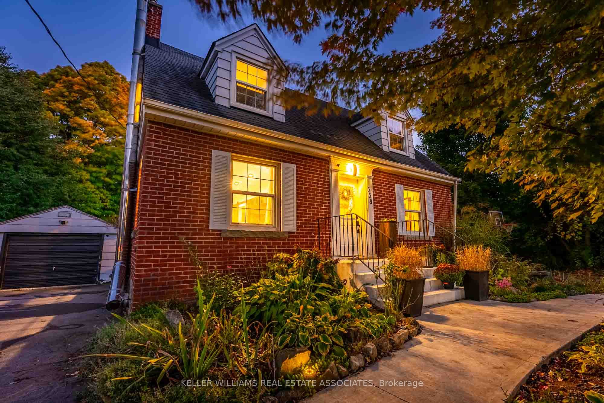 338 Parkside Drive