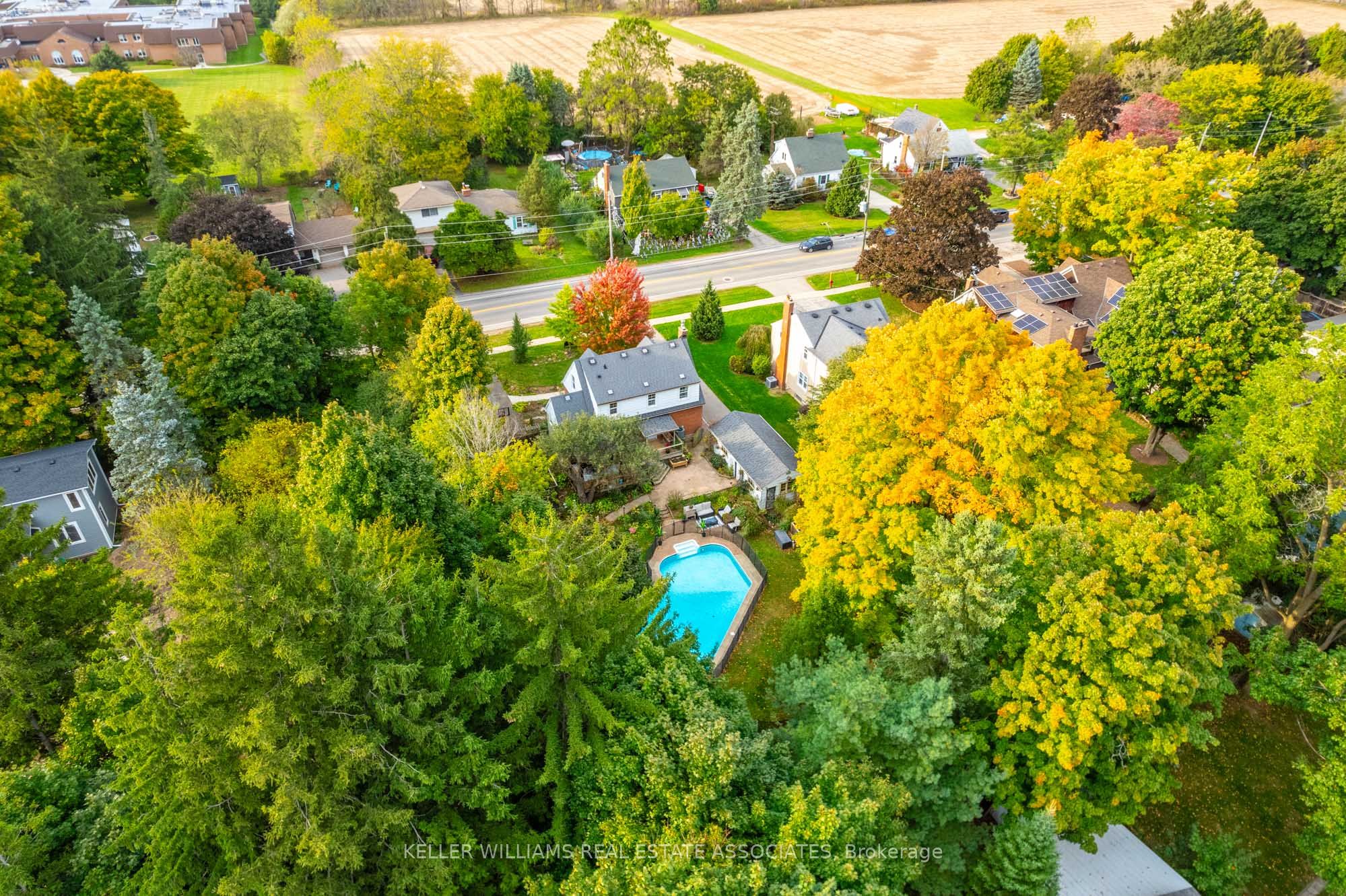 338 Parkside Drive