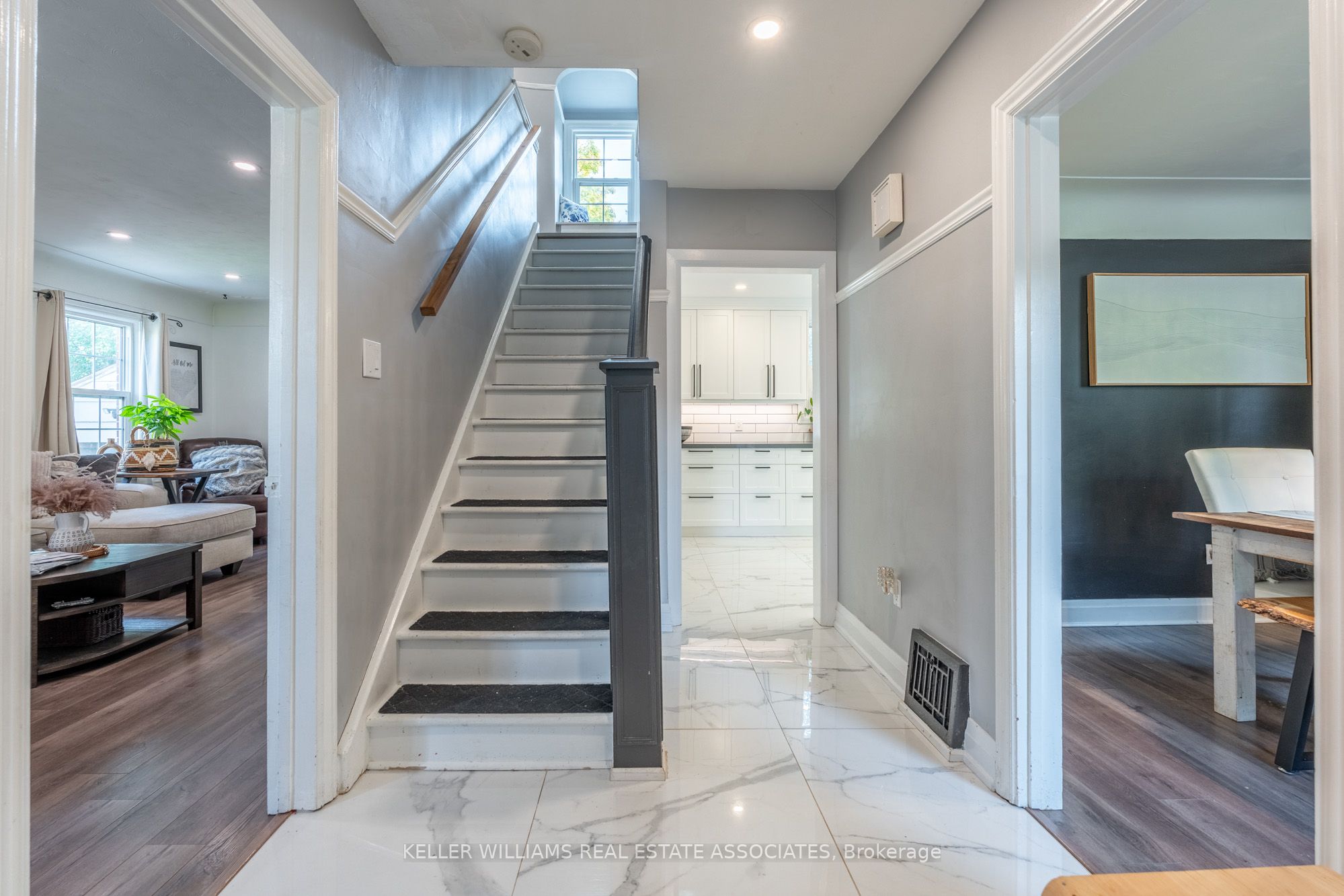 338 Parkside Drive