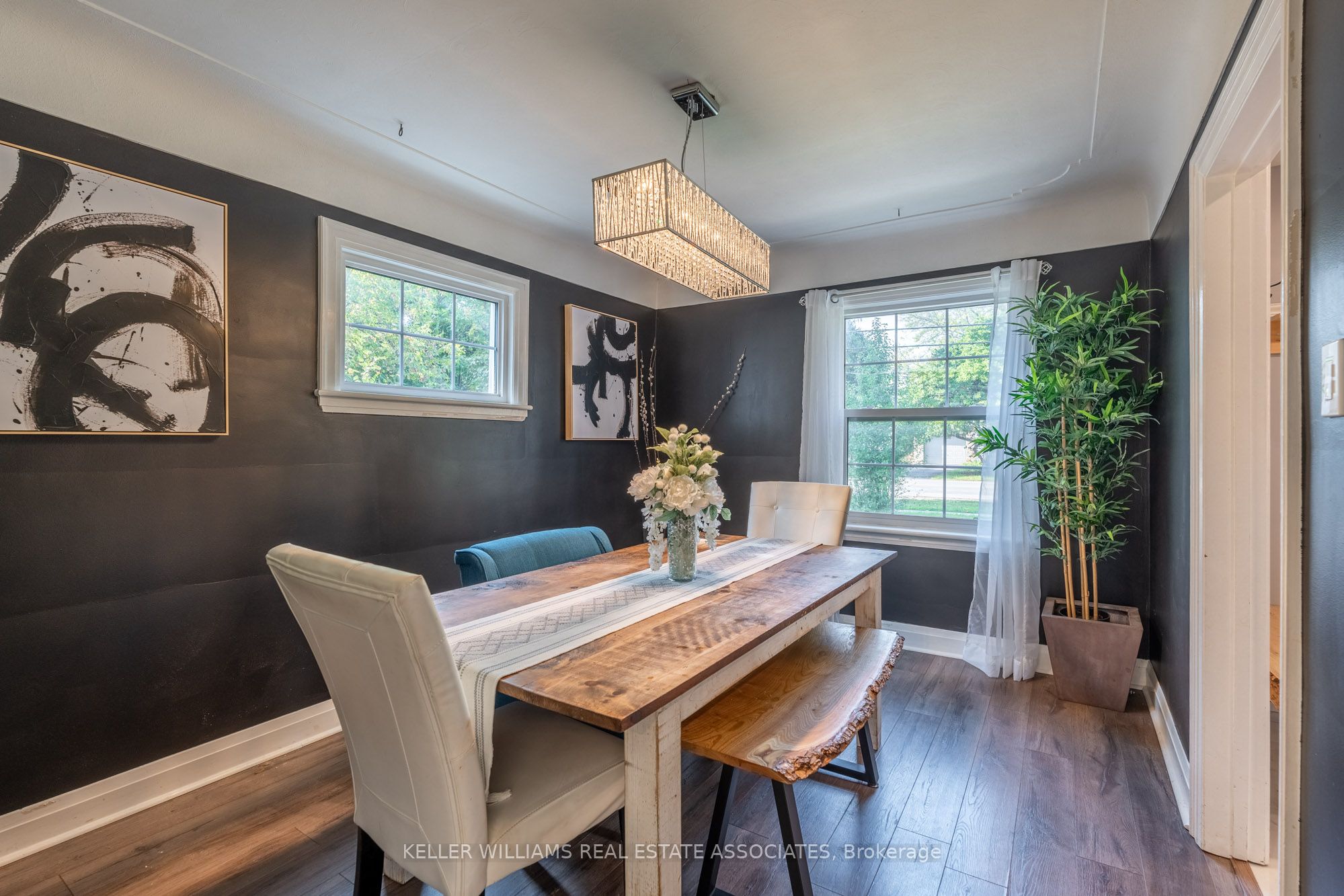 338 Parkside Drive