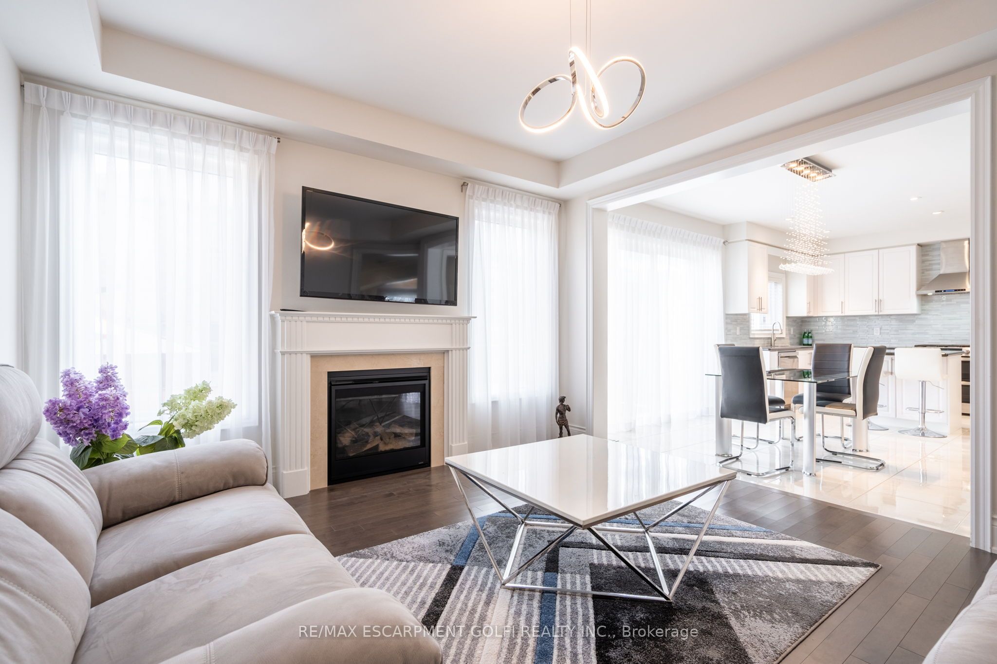 39 Avanti Crescent