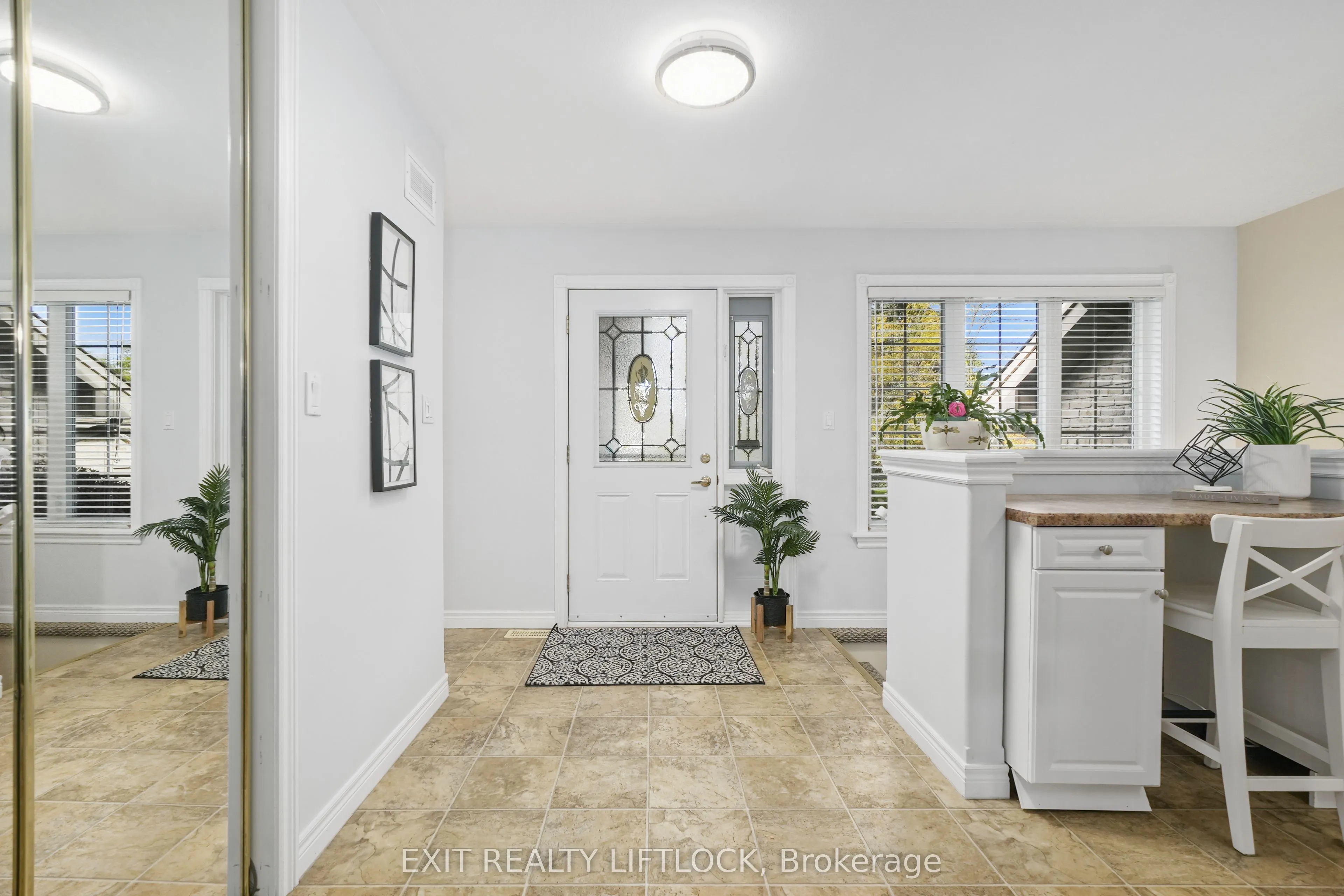 1020 Parkhill Road W, #45