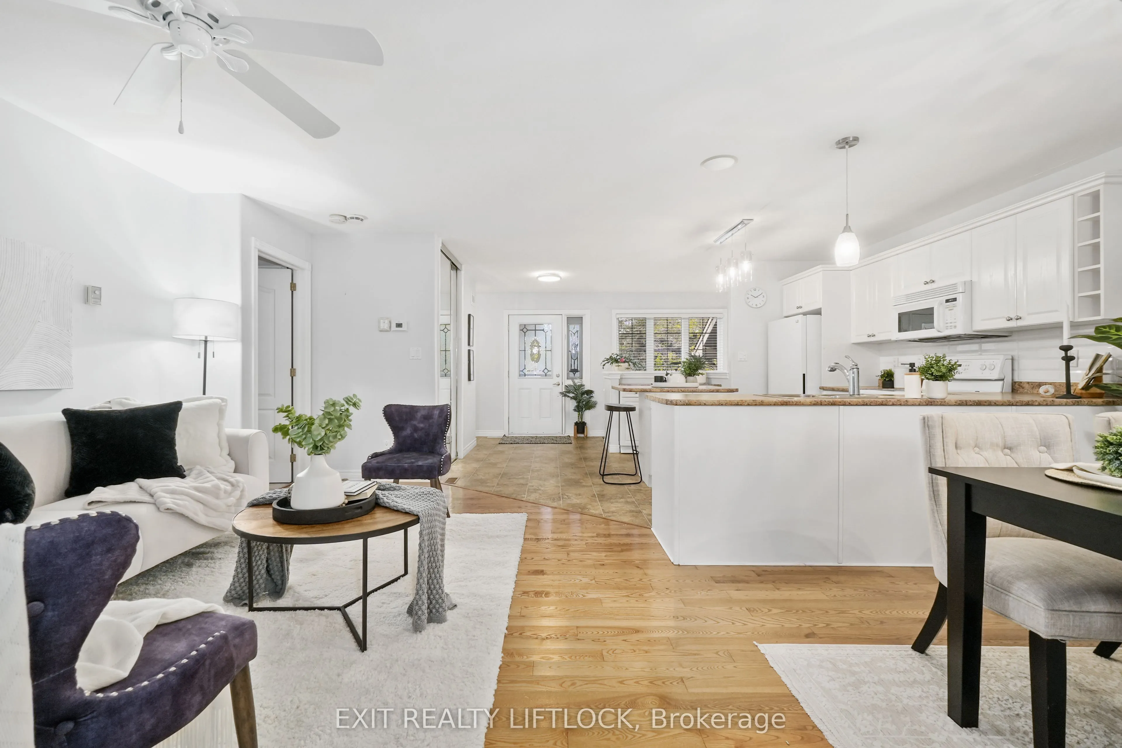 1020 Parkhill Road W, #45