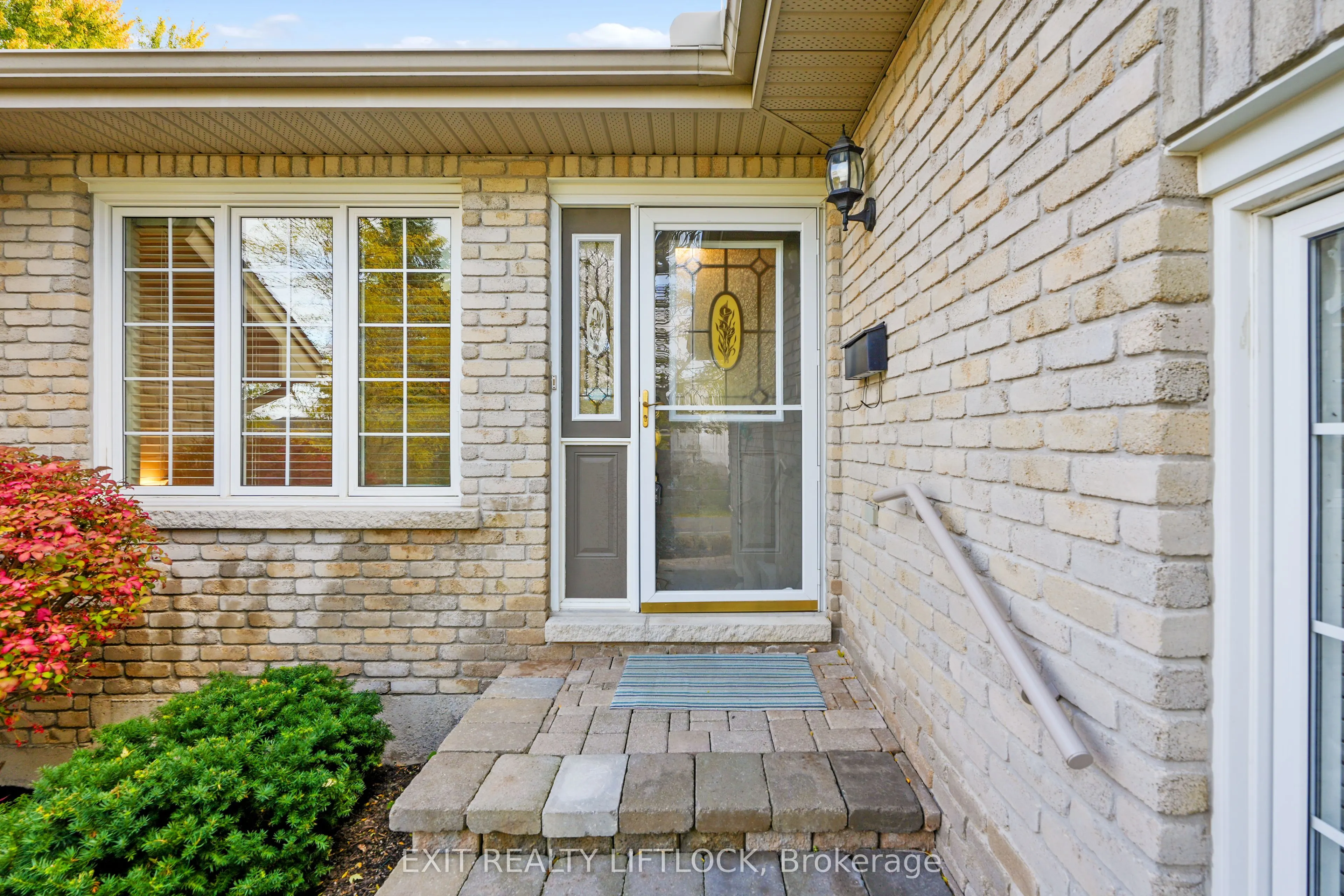 1020 Parkhill Road W, #45