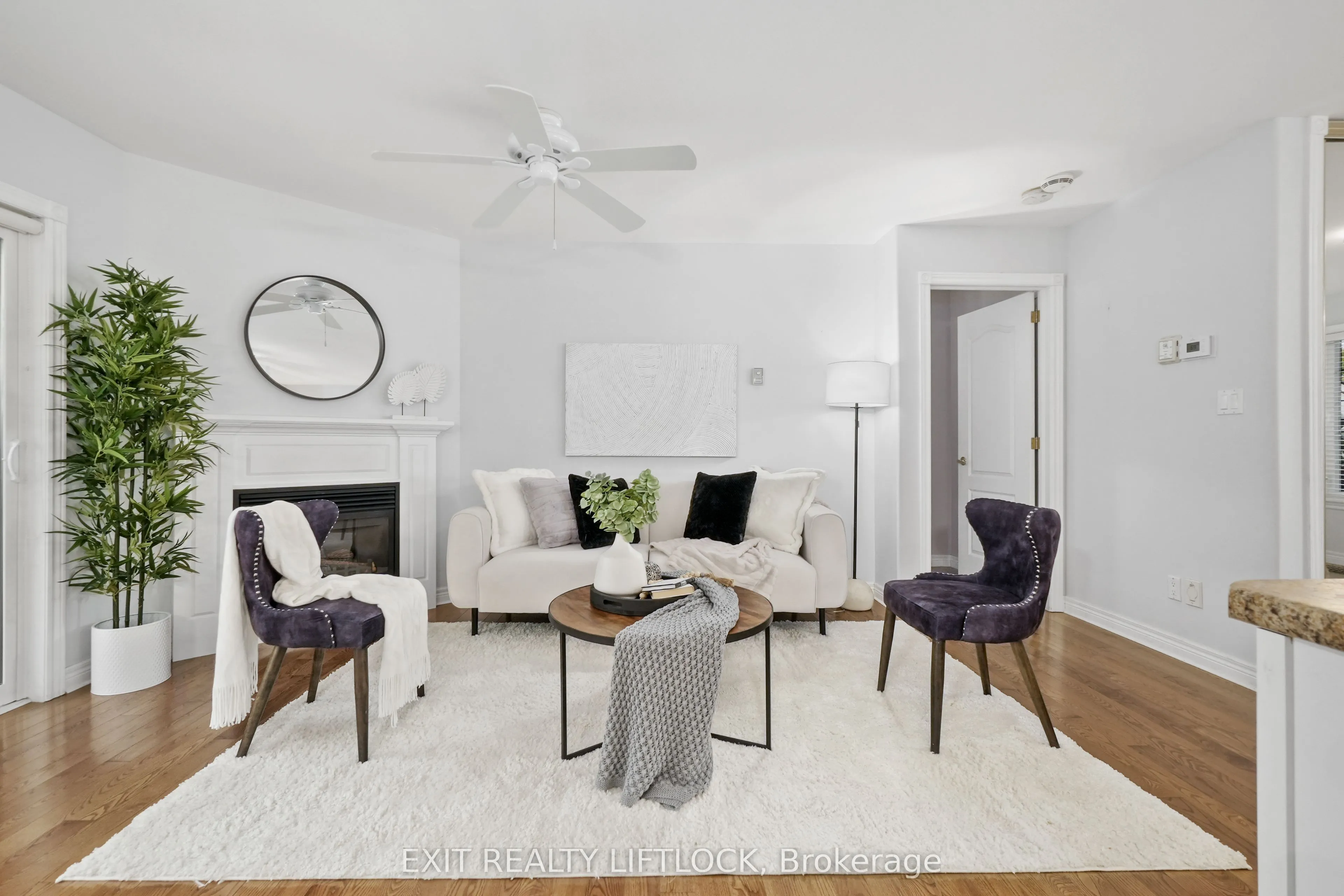 1020 Parkhill Road W, #45
