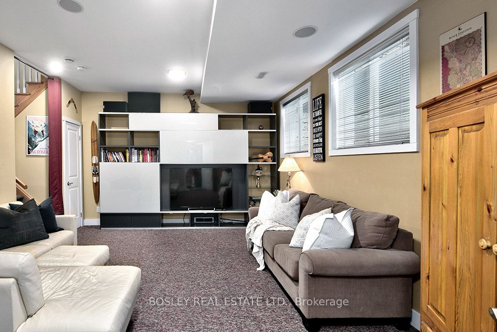104 Farm Gate Road #17
