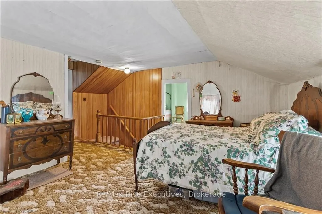 518 COUNTY RD 42