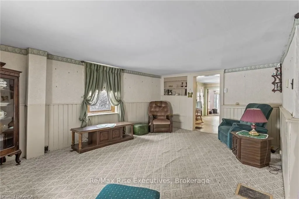 518 COUNTY RD 42