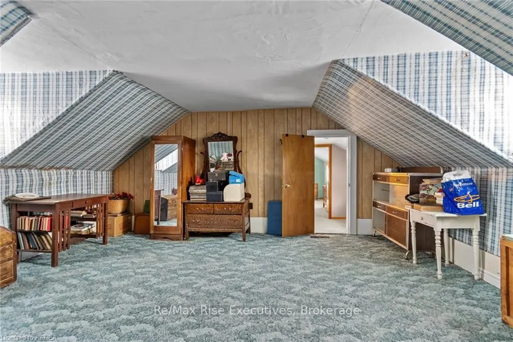 518 COUNTY RD 42