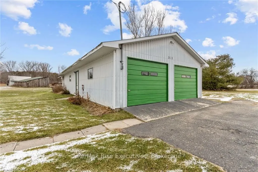 518 COUNTY RD 42