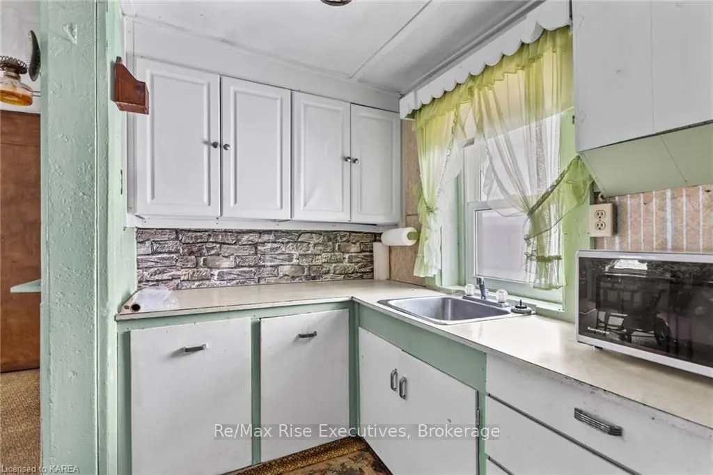 518 COUNTY RD 42
