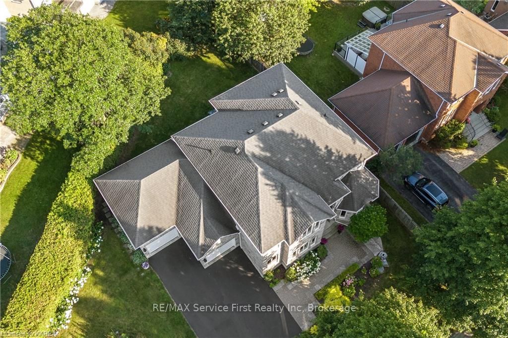 81 KENWOODS Circle