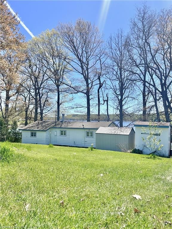 32 QUINTE VIEW Road