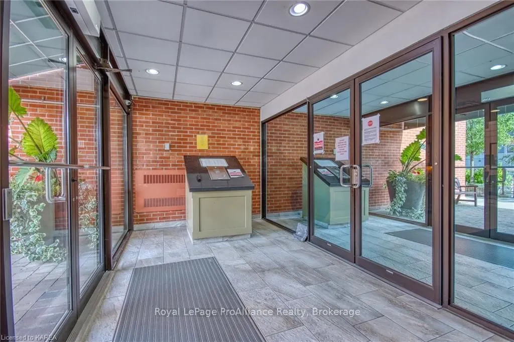 165 ONTARIO Street #309