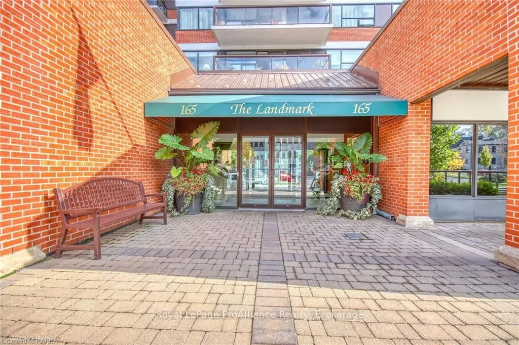165 ONTARIO Street #309