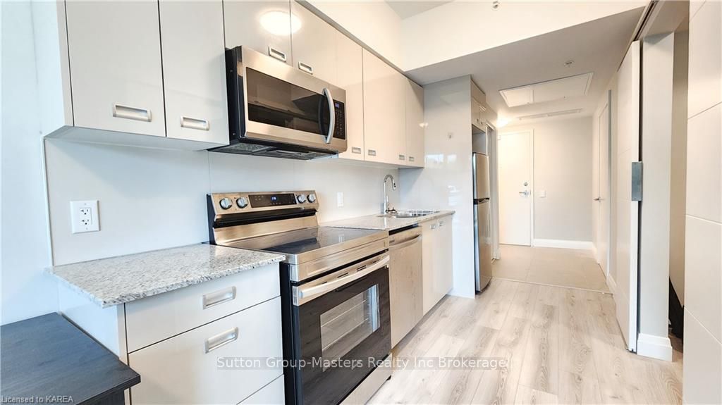 652 PRINCESS Street #211
