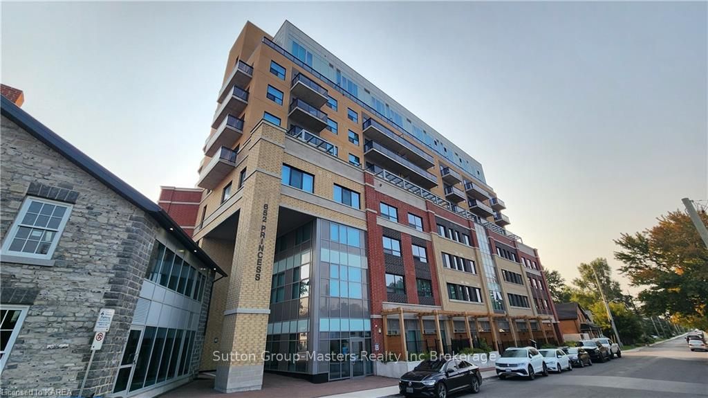 652 PRINCESS Street #211