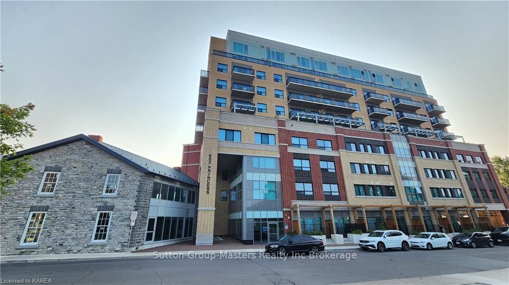 652 PRINCESS Street #211