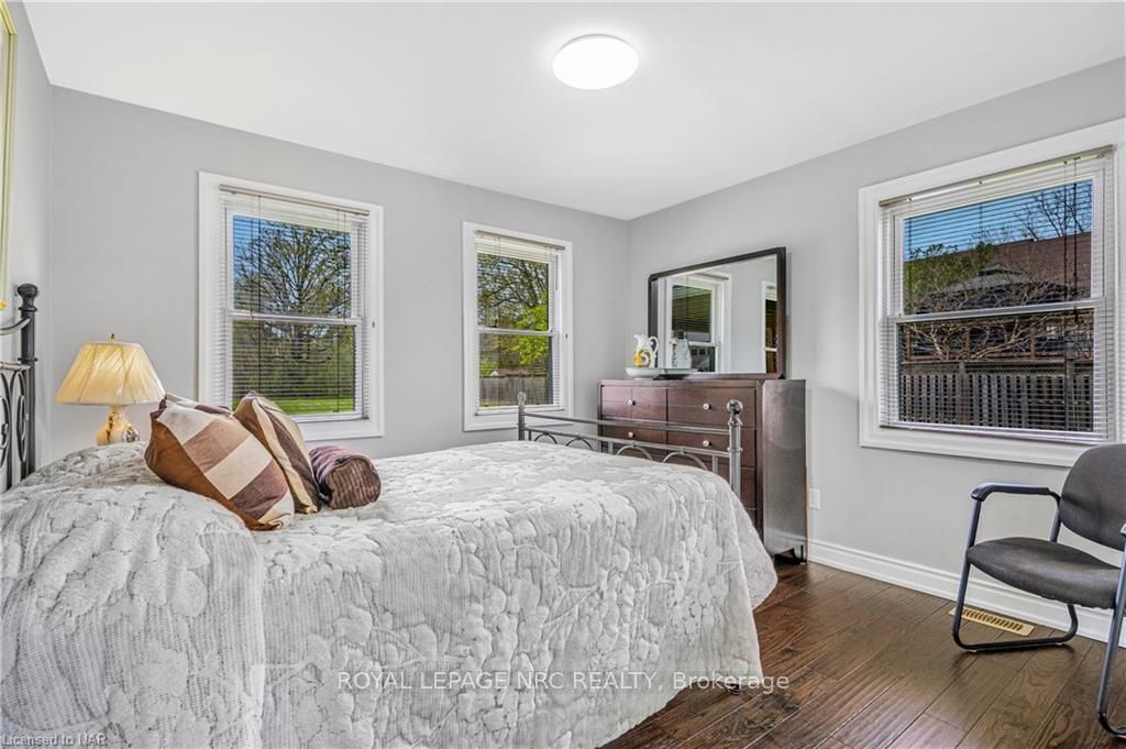 4099 NIAGARA PARKWAY