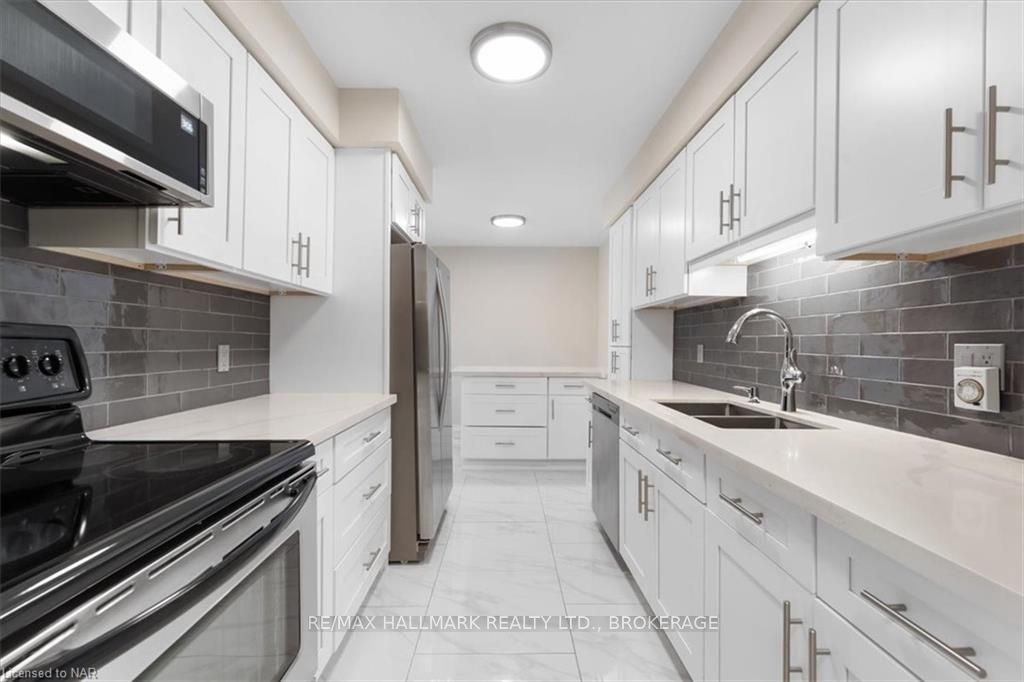 1616 PELHAM Street #1