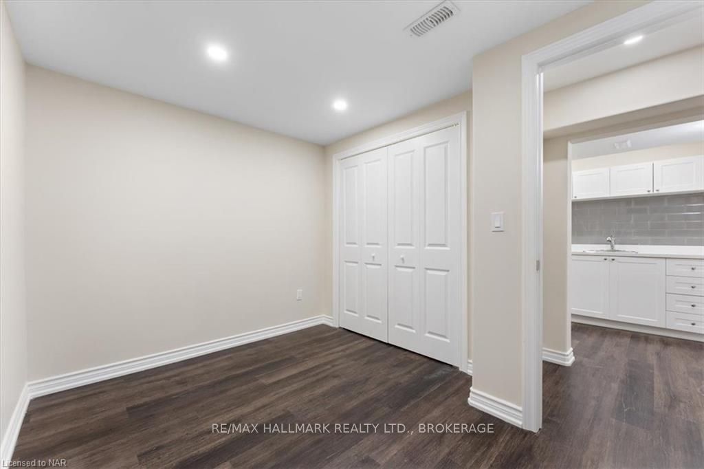 1616 PELHAM Street #1