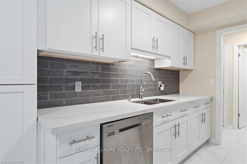 1616 PELHAM Street #1