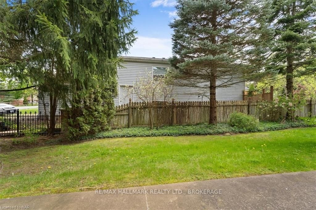 1616 PELHAM Street #1