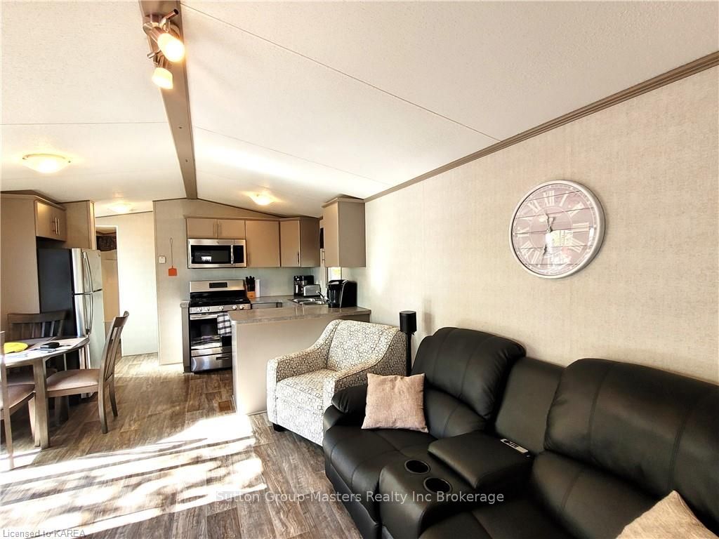 1235 VILLIERS Line, #4BobsW
