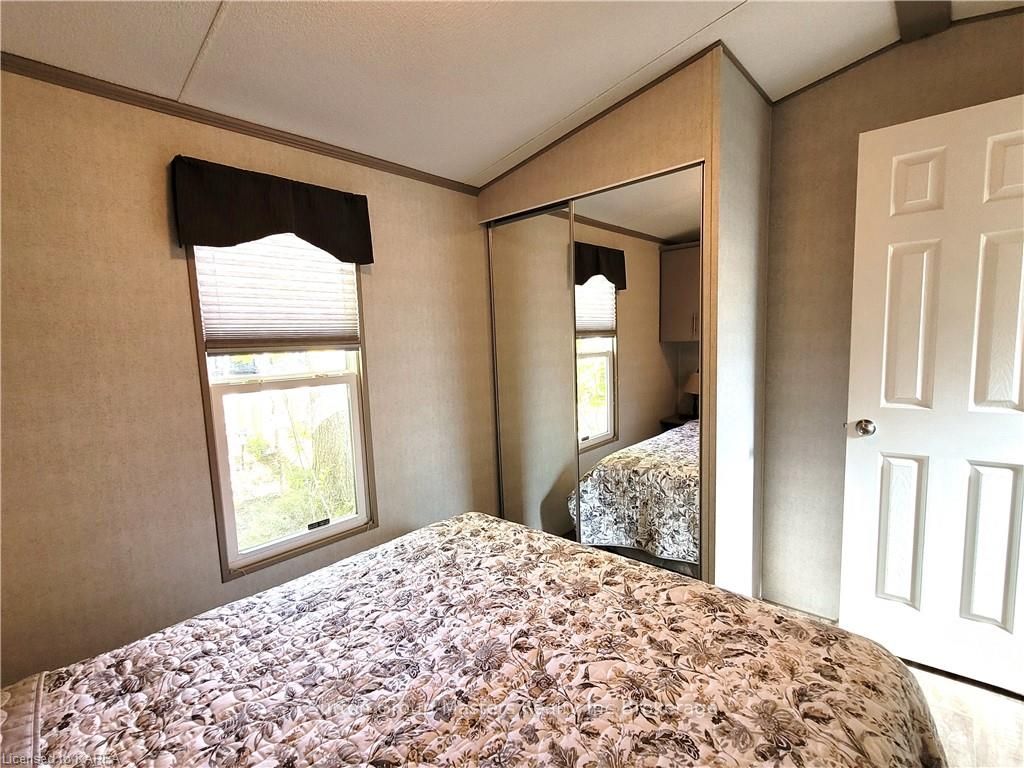 1235 VILLIERS Line, #4BobsW