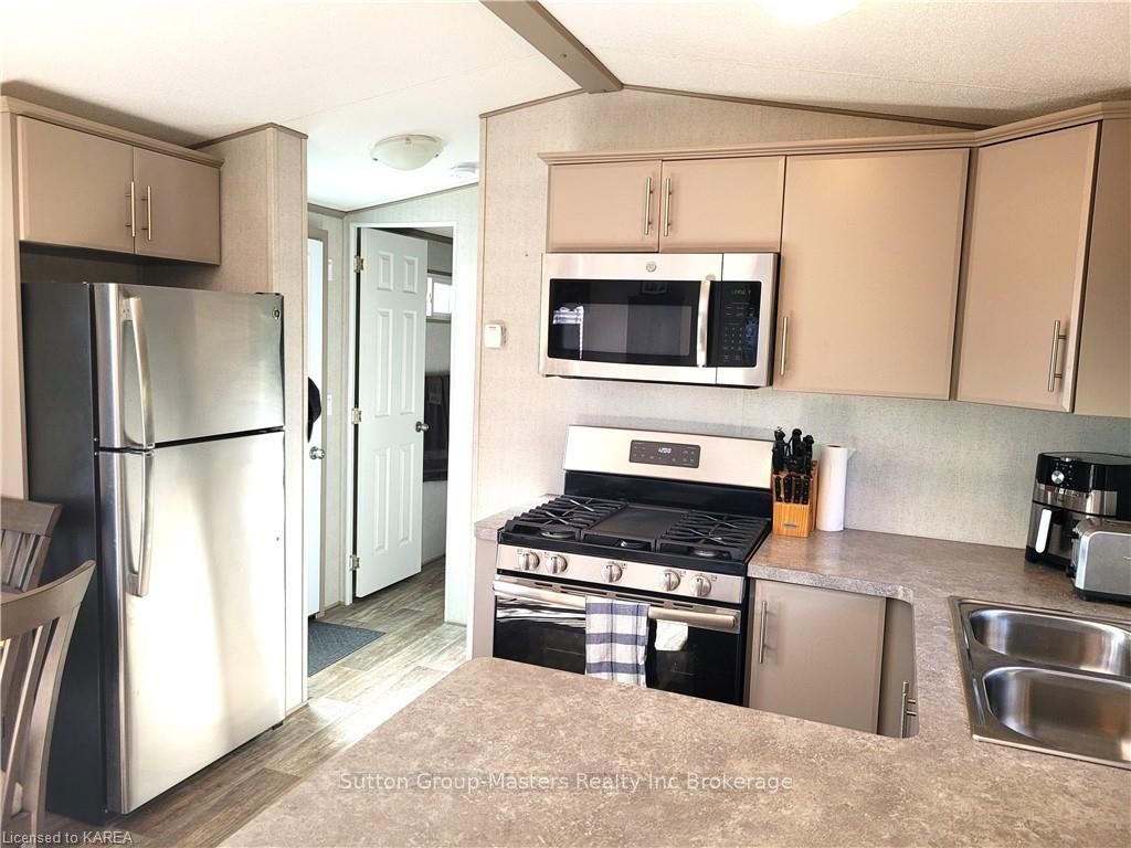 1235 VILLIERS Line, #4BobsW