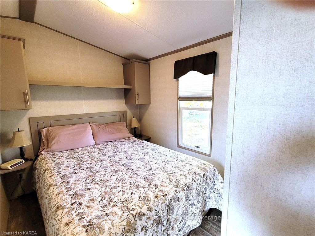 1235 VILLIERS Line, #4BobsW