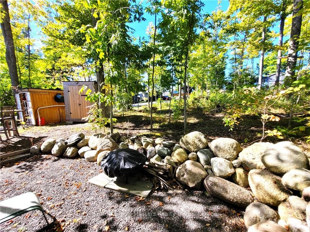 1235 VILLIERS Line, #4BobsW
