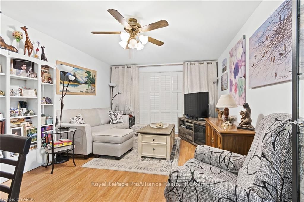 573 ARMSTRONG Road #101