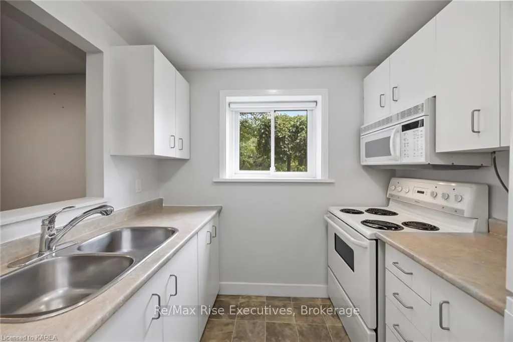 580 ARMSTRONG Road, #118