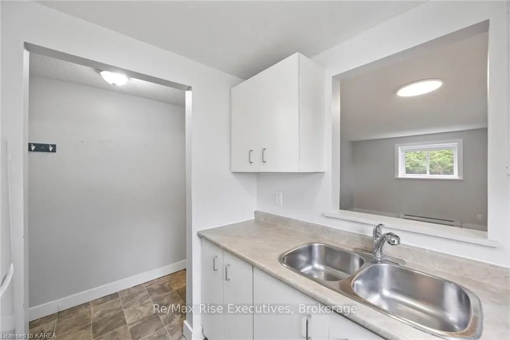 580 ARMSTRONG Road, #118