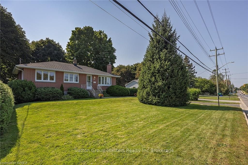 721 FRONT Road