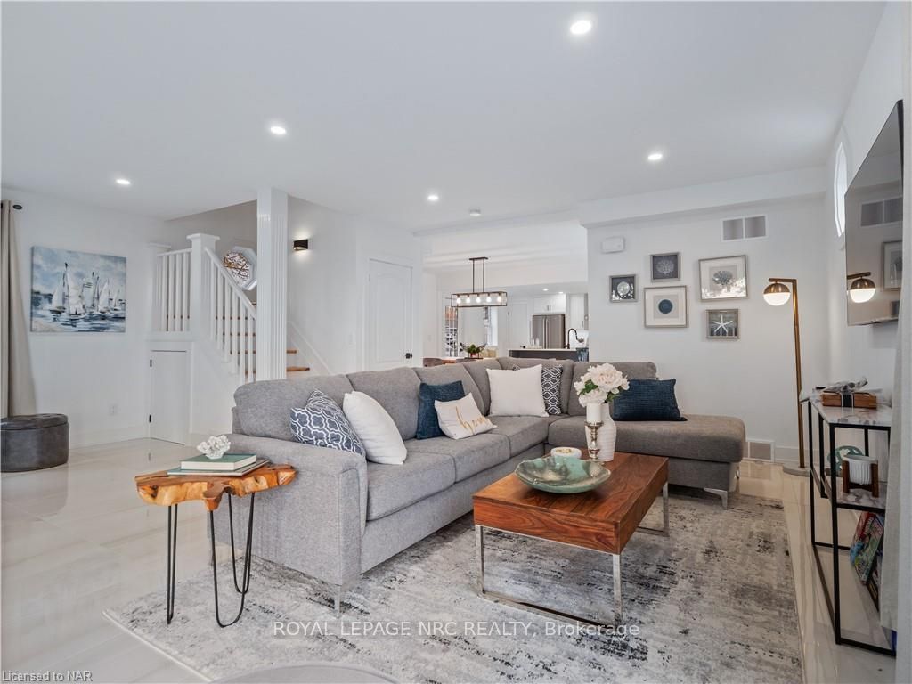 616 LAKESHORE Road